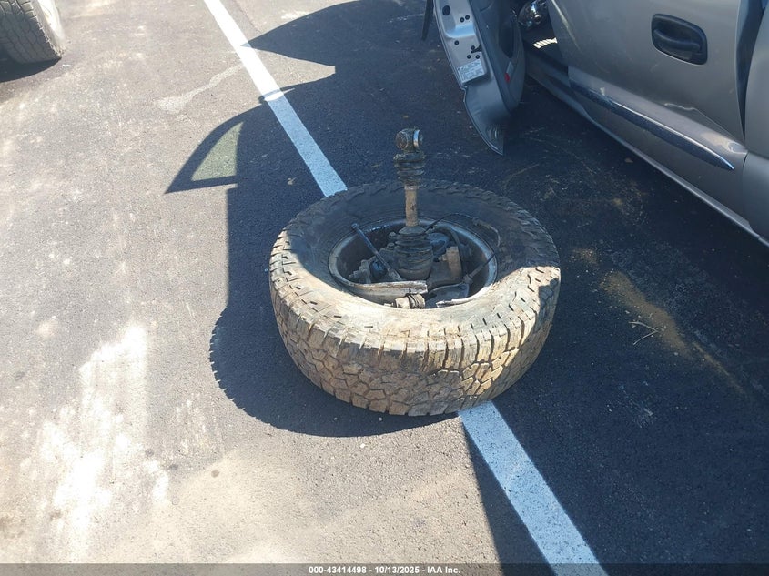 2005 GMC Sierra 1500 Slt VIN: 2GTEK13T051274712 Lot: 43414498