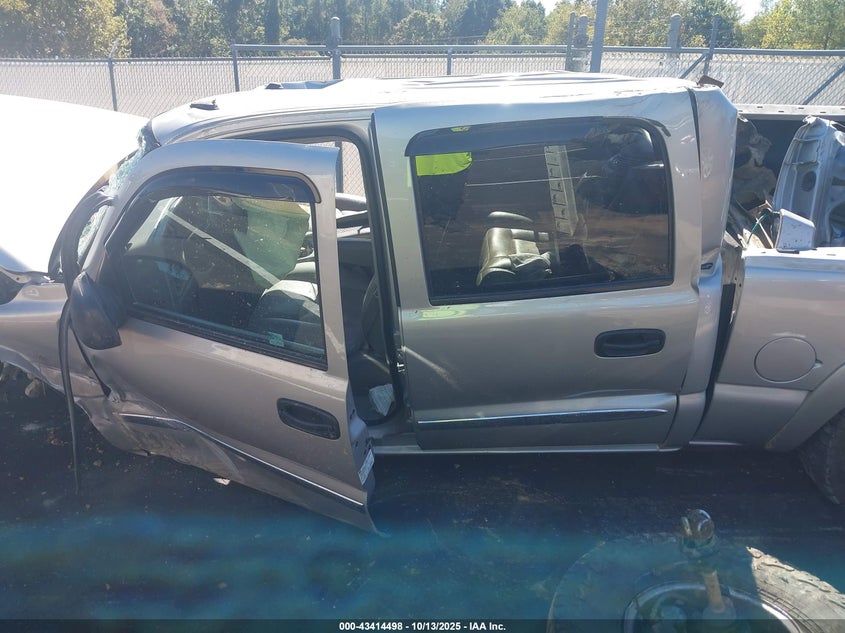 2005 GMC Sierra 1500 Slt VIN: 2GTEK13T051274712 Lot: 43414498