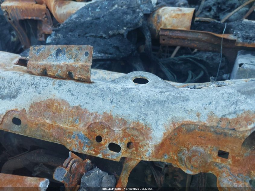 2018 Ram Promaster 2500 High Roof 136 Wb VIN: 3C6TRVCG8JE138944 Lot: 43414500