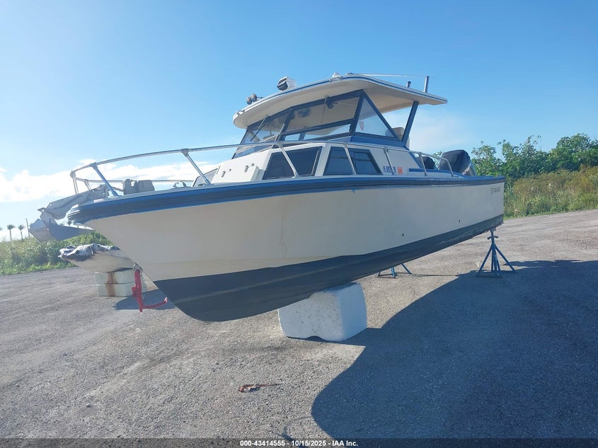 STA24703M84J 1984   photo no. 2