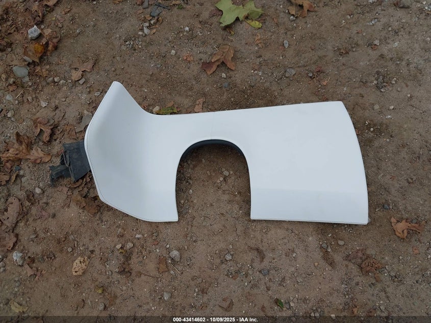 2017 Tesla Model S 60/75 VIN: 5YJSA1E18HF188955 Lot: 43414602