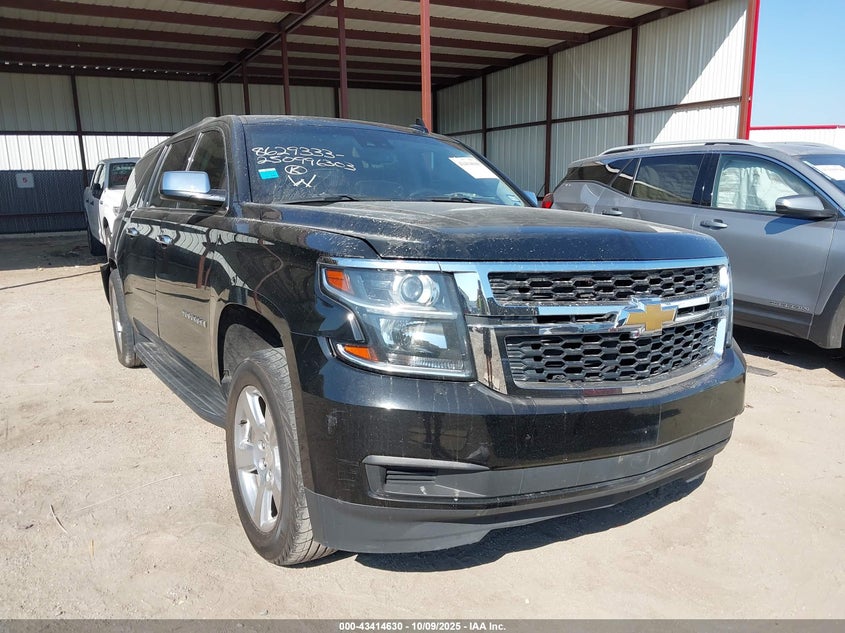 CHEVROLET SUBURBAN LT