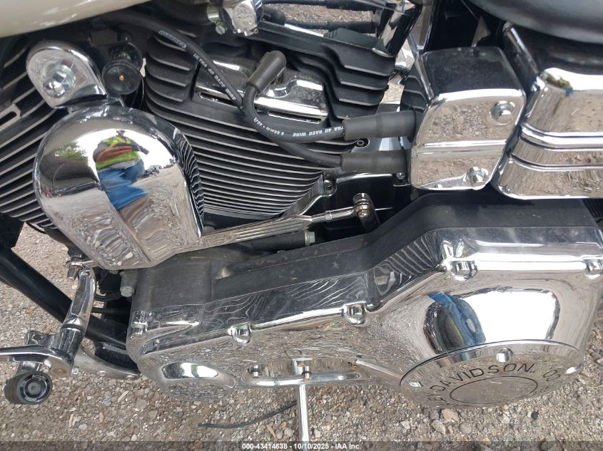 2001 Harley-Davidson Fxdwg VIN: 1HD1GEV1X1Y312004 Lot: 43414638