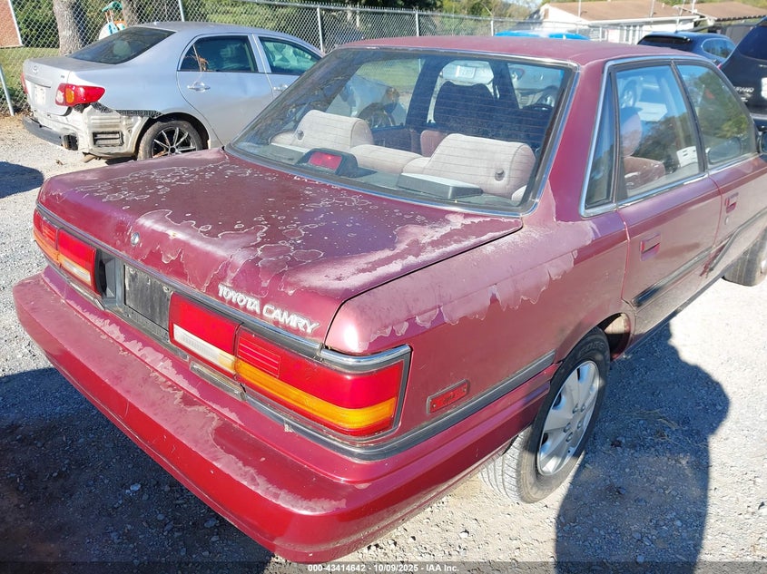 1991 Toyota Camry Le VIN: JT2VV22W0M0157871 Lot: 43414642