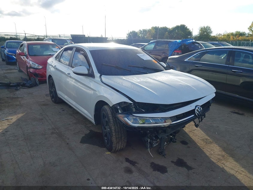 VOLKSWAGEN JETTA 1.5T SE