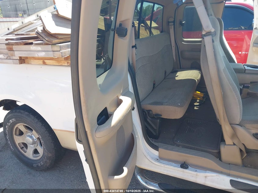 2000 Ford F-150 Lariat/Work Series/Xl/Xlt VIN: 1FTRX17WXYKB07026 Lot: 43414746