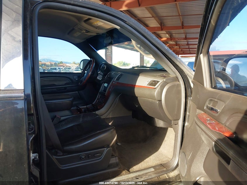 1GYFK63887R321227 2007 CADILLAC ESCALADE photo no. 5