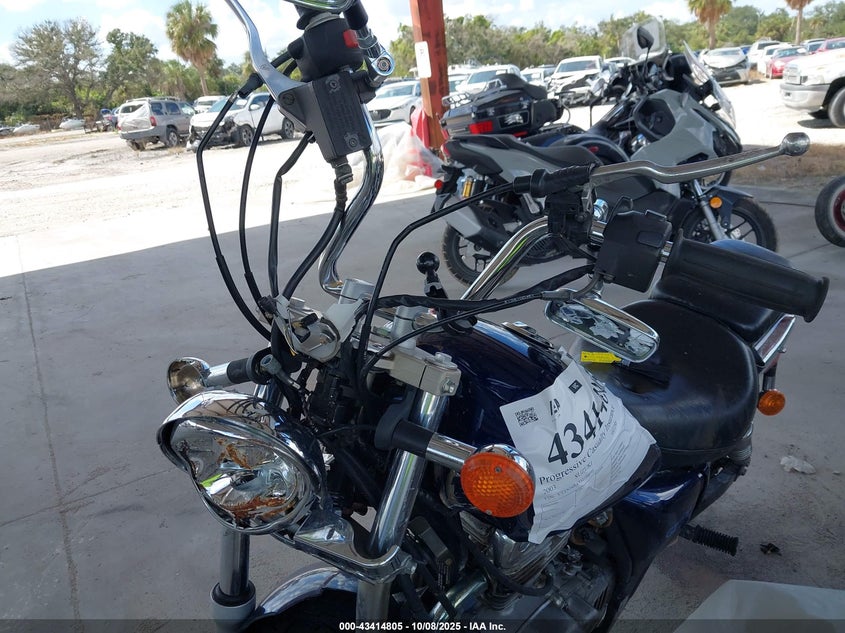 VTTNJ48A732100075 2003 SUZUKI GZ photo no. 16