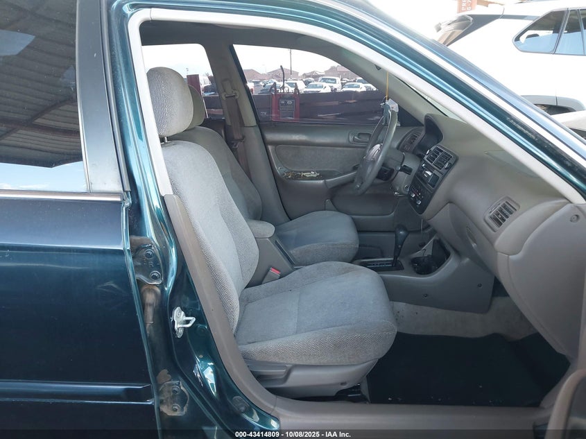 2HGEJ8647VH587992 1997 HONDA CIVIC photo no. 5