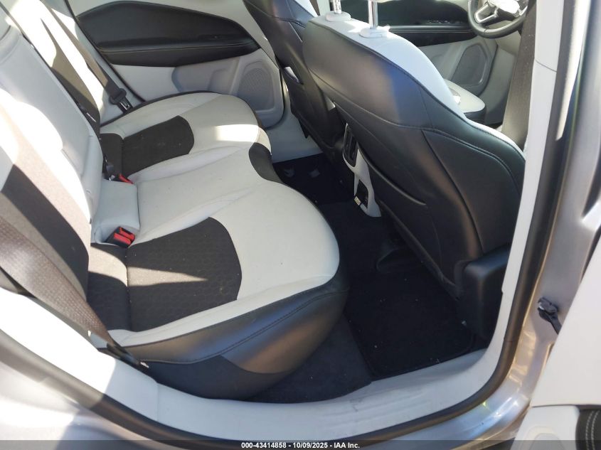 2019 Jeep Compass Sun And Wheel Fwd VIN: 3C4NJCBB3KT743213 Lot: 43414858