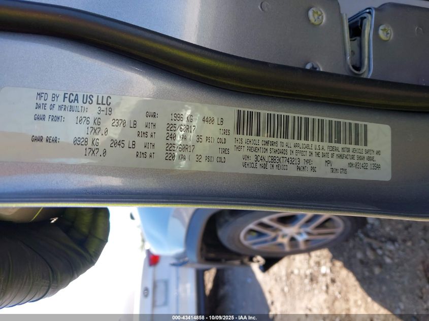 2019 Jeep Compass Sun And Wheel Fwd VIN: 3C4NJCBB3KT743213 Lot: 43414858