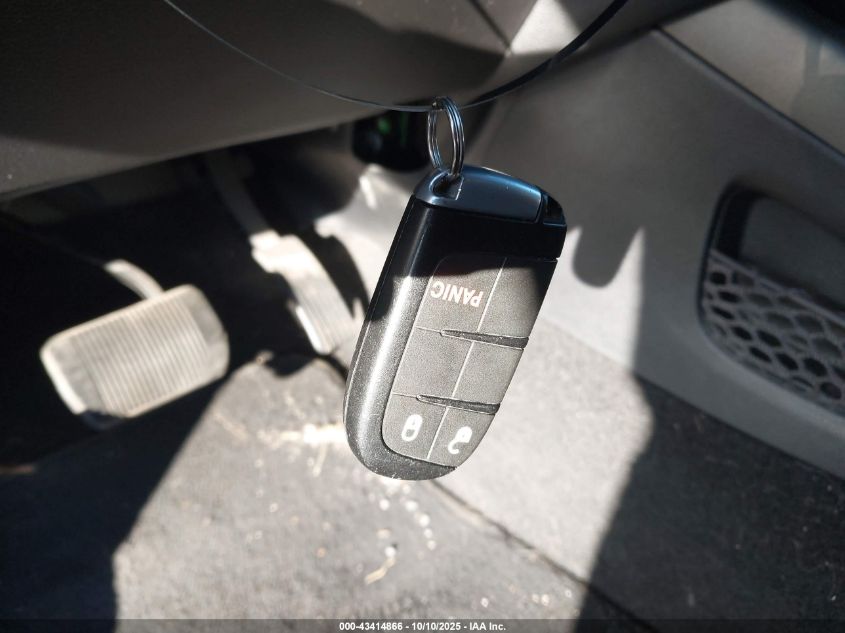 2017 Dodge Journey Se VIN: 3C4PDCAB0HT558594 Lot: 43414866