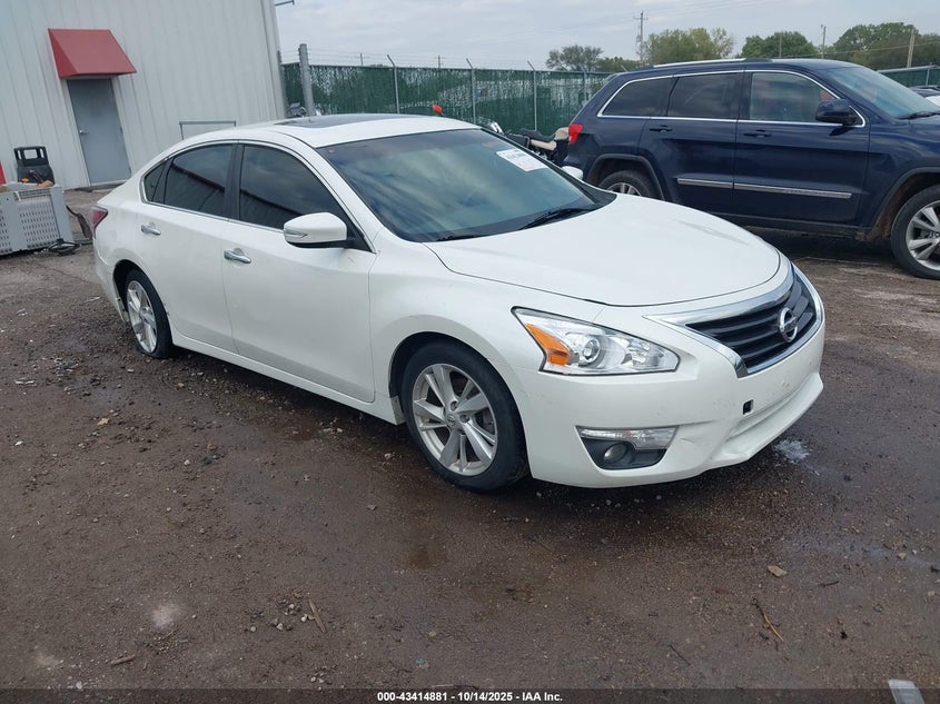 NISSAN ALTIMA 2.5 SV