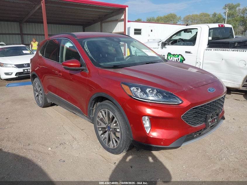 FORD ESCAPE TITANIUM