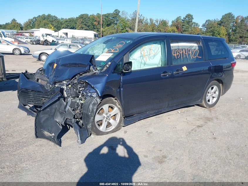 2019 TOYOTA SIENNA L 7 PASSENGER 5TDZZ3DC6KS017128