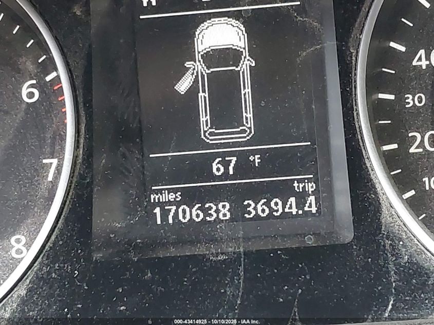 2010 Volkswagen Passat Komfort VIN: WVWXK7AN3AE145503 Lot: 43414925