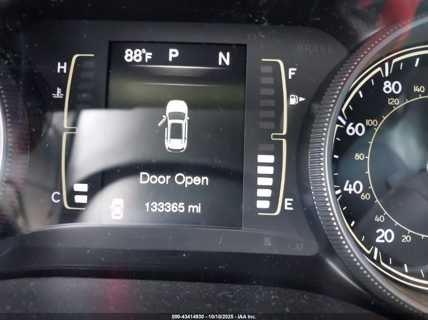 2018 Jeep Cherokee Latitude Plus Fwd VIN: 1C4PJLLX4JD511436 Lot: 43414930