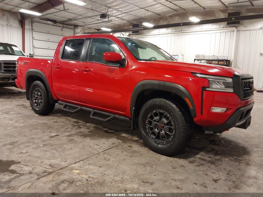 NISSAN FRONTIER PRO-4X 4X4