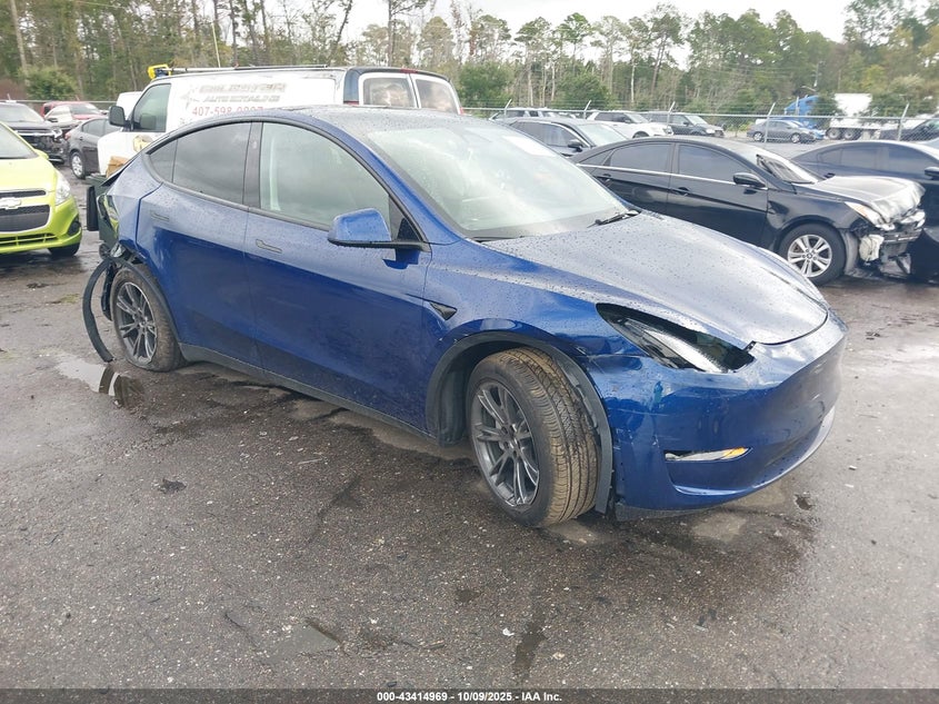 TESLA MODEL Y LONG RANGE DUAL MOTOR ALL-WHEEL DRIVE