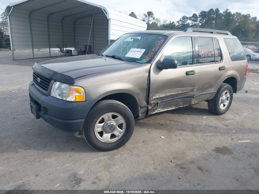 1FMZU62K55UA76693 2005 FORD EXPLORER photo no. 2