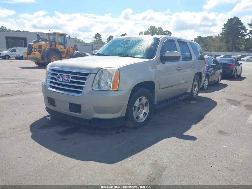 1GKFC135X9R164755 2009 GMC YUKON photo no. 2