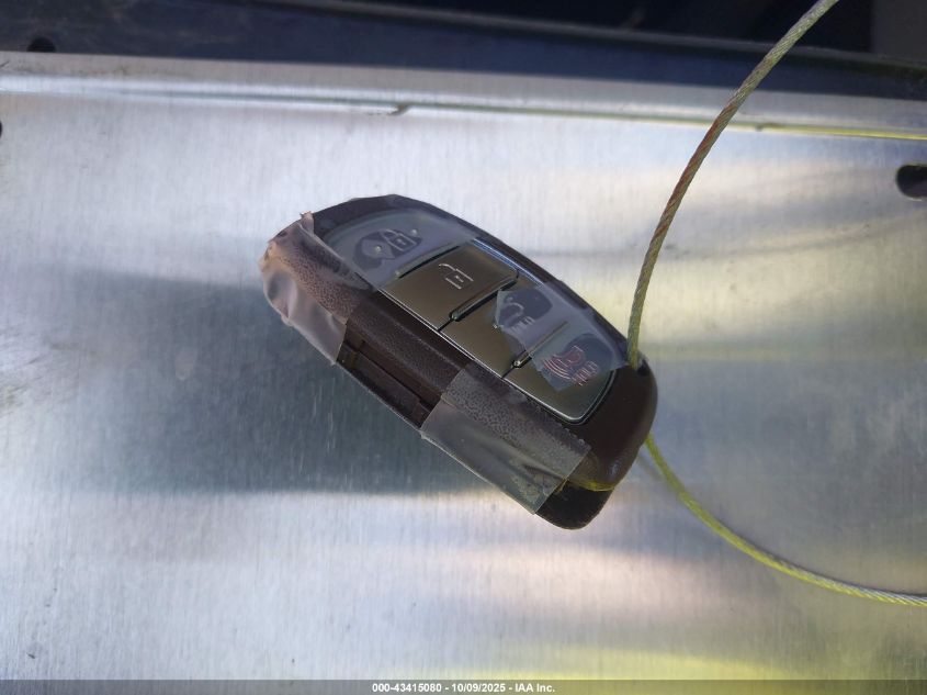 2016 Hyundai Sonata Hybrid Se VIN: KMHE24L12GA012646 Lot: 43415080