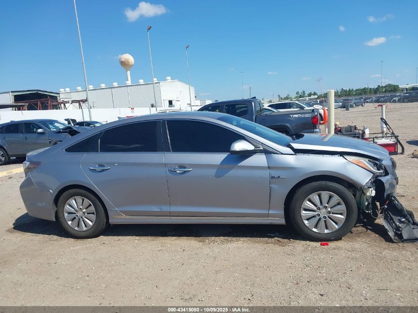 2016 Hyundai Sonata Hybrid Se VIN: KMHE24L12GA012646 Lot: 43415080