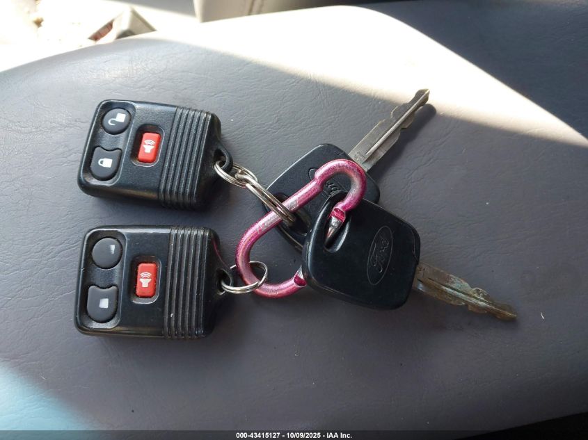 2001 Ford Escape Xlt VIN: 1FMCU04131KE97504 Lot: 43415127