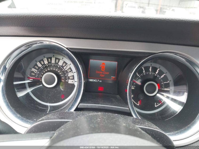 2013 Ford Mustang V6 Premium VIN: 1ZVBP8AM8D5244764 Lot: 43415164