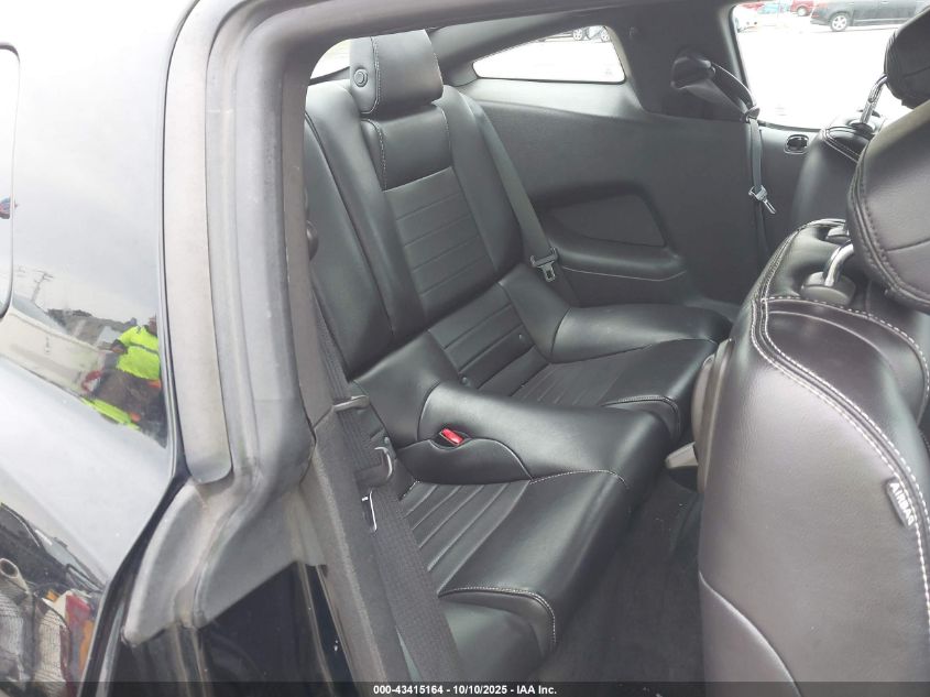2013 Ford Mustang V6 Premium VIN: 1ZVBP8AM8D5244764 Lot: 43415164