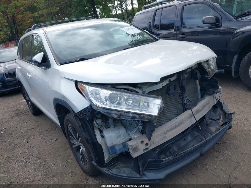 TOYOTA HIGHLANDER LE