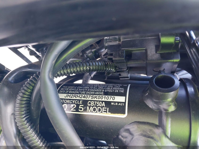 2025 HONDA CB750 A JH2RH2407SK001070