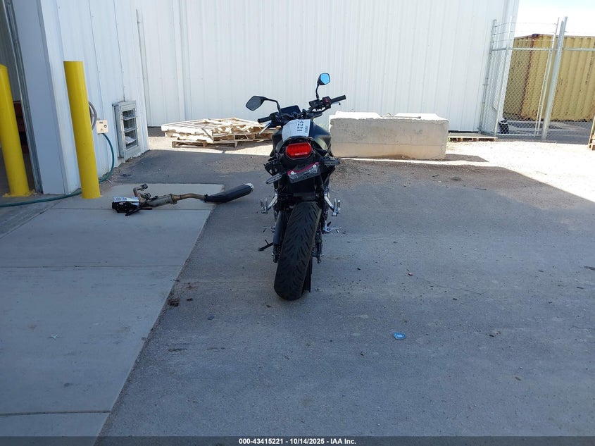 2025 HONDA CB750 A JH2RH2407SK001070