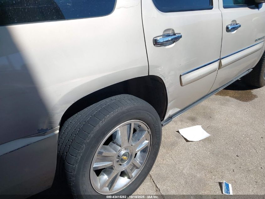 2007 GMC Yukon Denali VIN: 1GKFK638X7J358630 Lot: 43415282