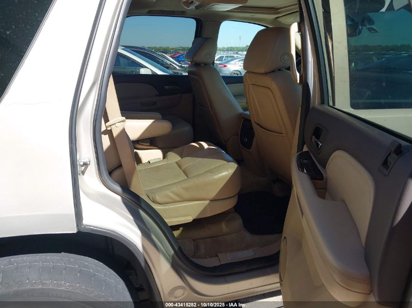 2007 GMC Yukon Denali VIN: 1GKFK638X7J358630 Lot: 43415282