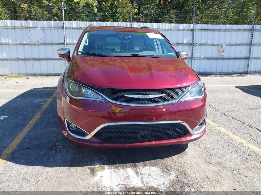 2018 Chrysler Pacifica Limited VIN: 2C4RC1GG4JR106594 Lot: 43415374