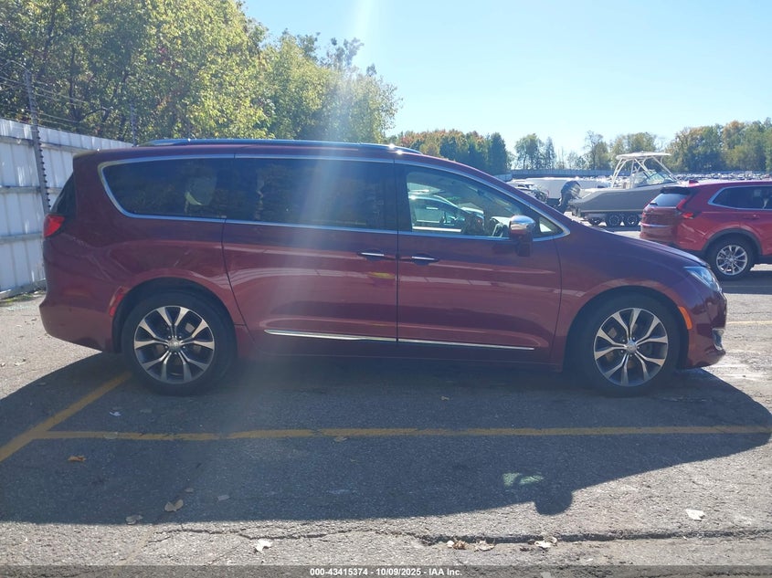 2018 Chrysler Pacifica Limited VIN: 2C4RC1GG4JR106594 Lot: 43415374