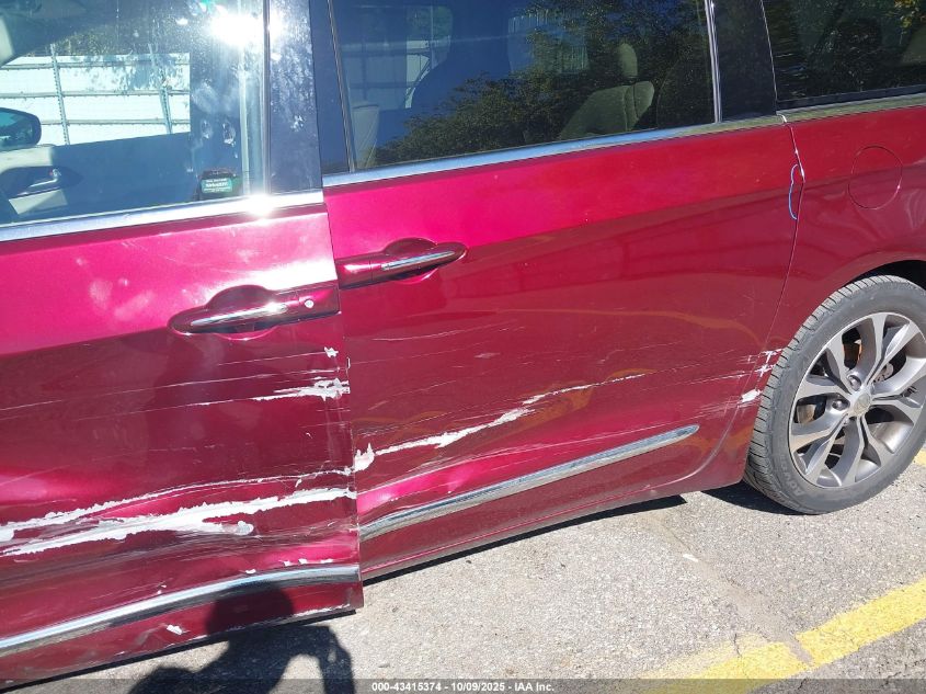 2018 Chrysler Pacifica Limited VIN: 2C4RC1GG4JR106594 Lot: 43415374