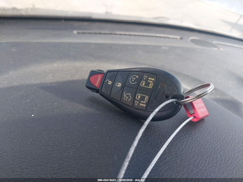 2015 Chrysler Town & Country Touring VIN: 2C4RC1BG7FR572938 Lot: 43415423