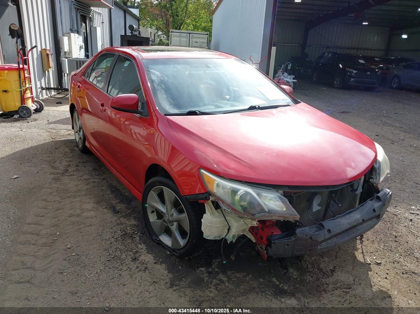 4T1BF1FK0CU633337 2012 Toyota Camry Se Limited Edition auction photo 1