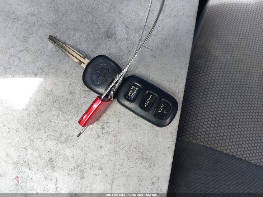 2007 Toyota Matrix Xr VIN: 2T1KR32E57C662701 Lot: 43415467