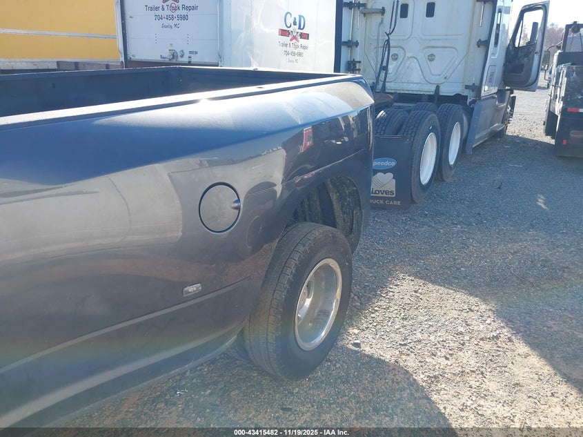 2023 Ram 3500 Tradesman 4X2 8' Box VIN: 3C63RPGL7PG525100 Lot: 43415482