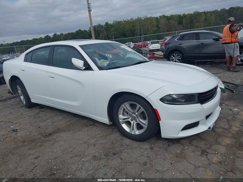 DODGE CHARGER SXT RWD