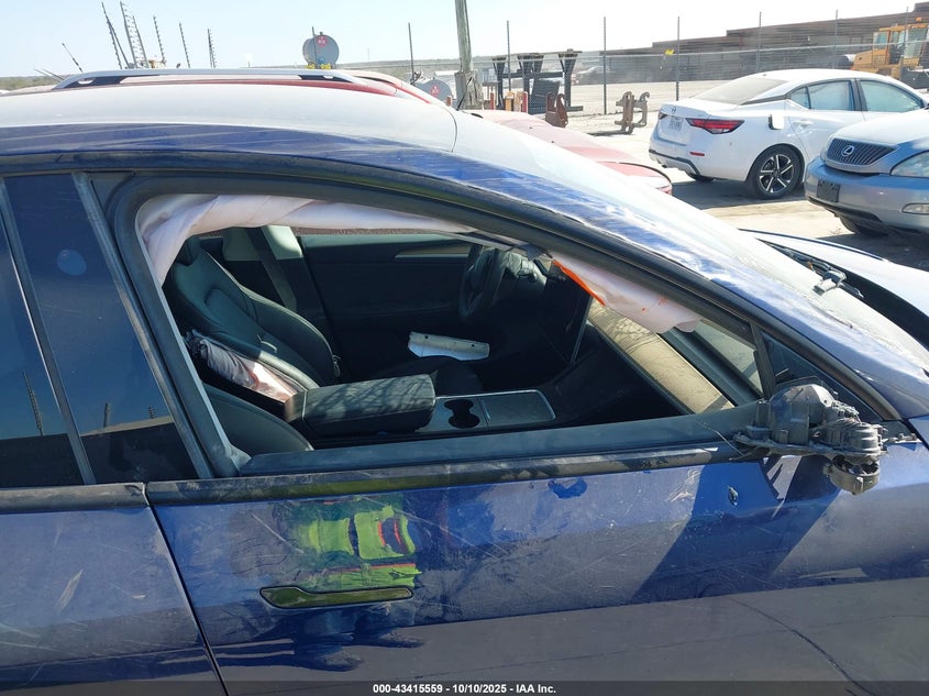 2024 Tesla Model Y Long Range Dual Motor All-Wheel Drive VIN: 7SAYGDEE3RA307154 Lot: 43415559