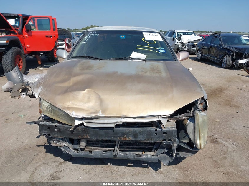 1998 Toyota Camry Le VIN: 4T1BG22K2WU387825 Lot: 43415568