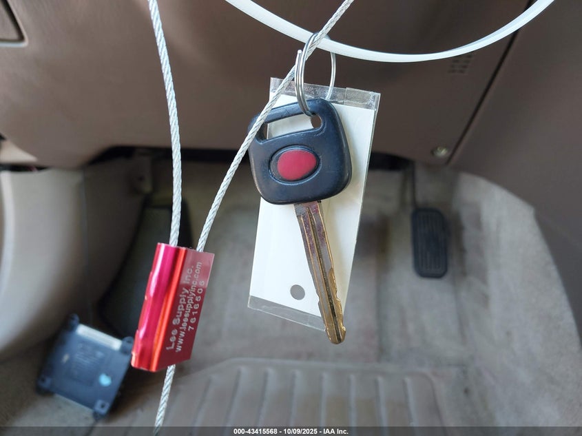 1998 Toyota Camry Le VIN: 4T1BG22K2WU387825 Lot: 43415568