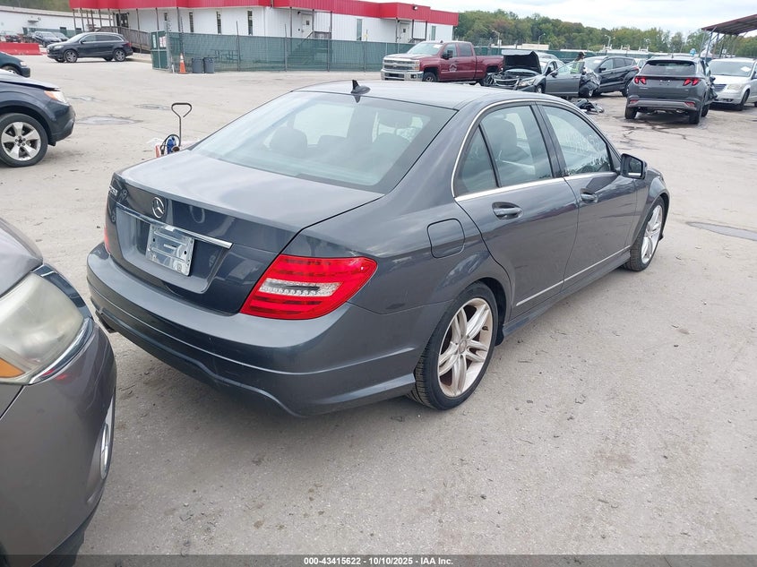 2013 MERCEDES-BENZ C 250 SPORT WDDGF4HBXDR256857