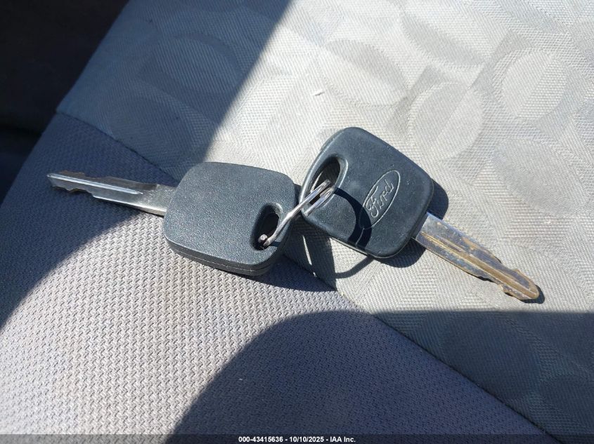 2005 Ford Focus Zx4 VIN: 1FAFP34N25W249990 Lot: 43415636