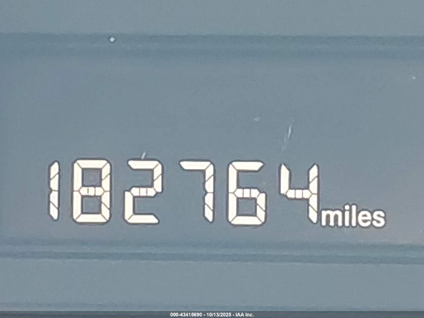 2017 Dodge Grand Caravan Sxt VIN: 2C4RDGCG0HR696633 Lot: 43415690