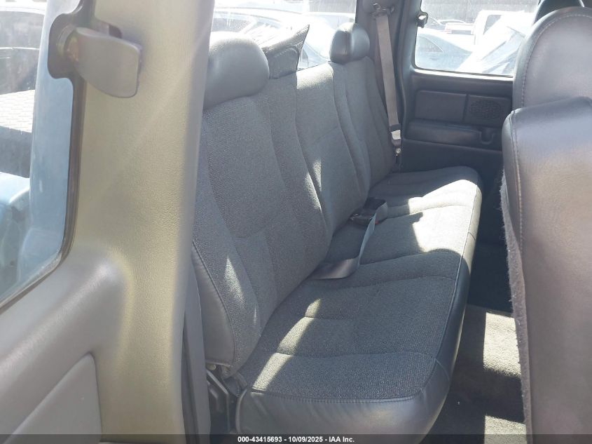 2003 Chevrolet Silverado 1500 VIN: 1GCEK19V43E272305 Lot: 43415693